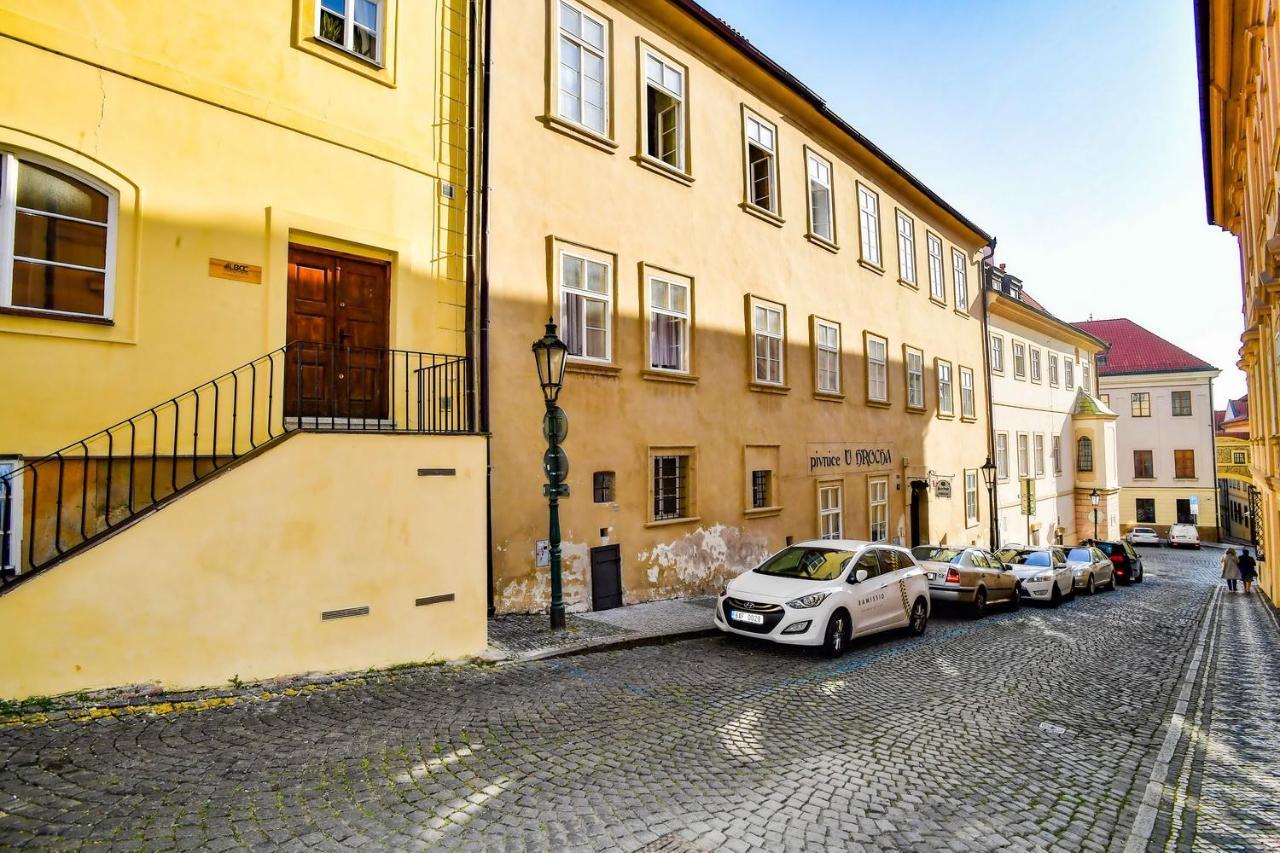 Daire Lovely Little Cosy In Prag